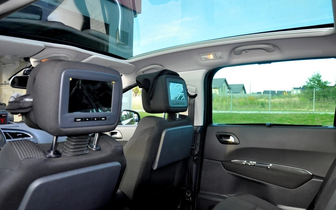 Peugeot 5008 cena 27999 przebieg: 209874, rok produkcji 2010 z Biskupiec małe 704